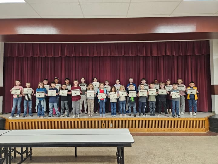 Elem Distinguished Honor Roll jan 25